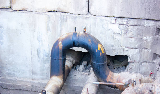 Best Sewage cleanup and water damage restoration  in Burnham, PA